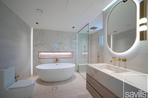 5 bedrooms Villa in Jumeirah Islands, UAE No. 194260 4