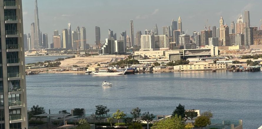 3 bedrooms Apartment in Dubai, UAE No. 168106