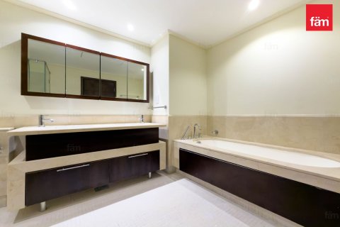 2 bedrooms Apartment in Downtown Dubai (Downtown Burj Dubai), UAE No. 168108 5