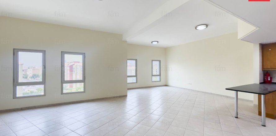 2 bedrooms Apartment in Jebel Ali, UAE No. 168111
