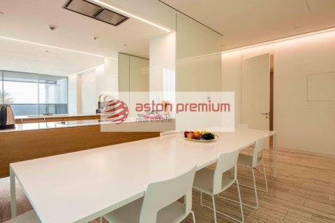 2 bedrooms Apartment in Palm Jumeirah, UAE No. 144881 23