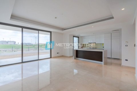 4 bedrooms Commercial property on the Yas Acres, UAE No. 10201 28