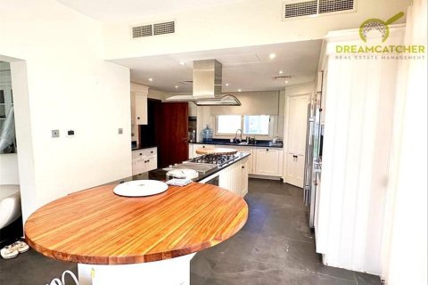 5 غرفة نوم  فيلا في Al Hamra Village, الإمارات العربية المتحدة رقم 75266 8