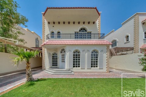 5 bedrooms Villa in Umm Suqeim, UAE No. 194626