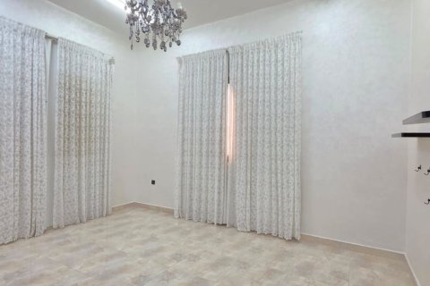 4 bedrooms Villa in Khuzam, UAE No. 183904 18