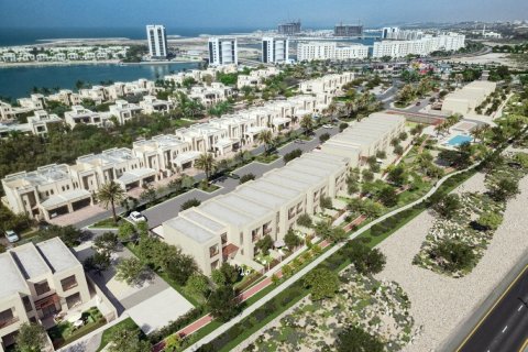 2 bedrooms Townhouse in Ras Al Khaimah, UAE No. 183907 10