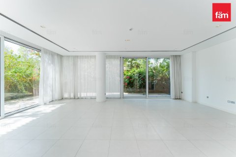 Квартира с 2 спальнями №120546 4