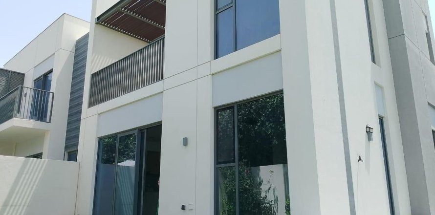 4 bedrooms Villa  No. 117955