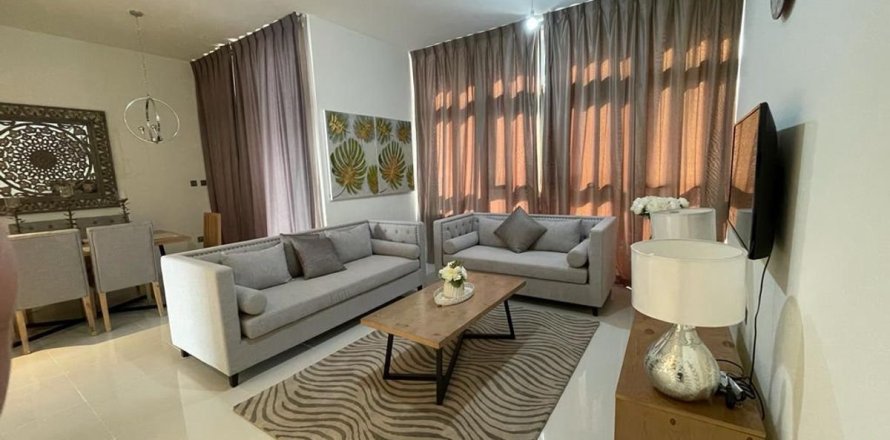 3 bedrooms Townhouse in Dubai, UAE No. 149214