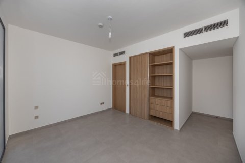 5 bedrooms Villa in Dubai, UAE No. 170743 9
