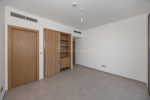 5 bedrooms Villa in Dubai, UAE No. 170743 8