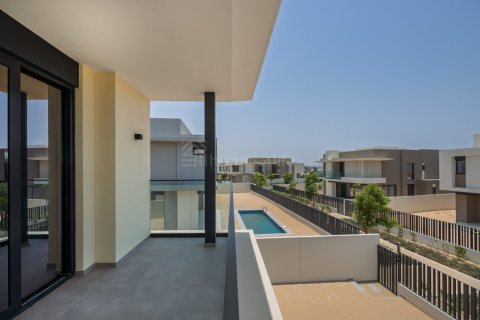5 bedrooms Villa in Dubai, UAE No. 170743 10