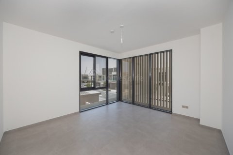 5 bedrooms Villa in Dubai, UAE No. 170743 5