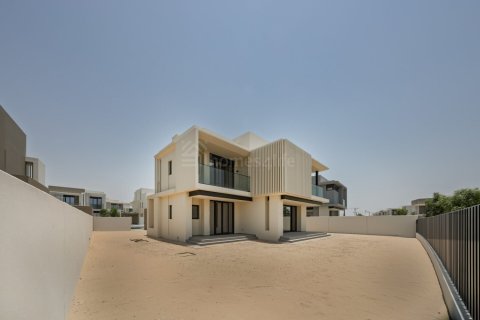 5 bedrooms Villa in Dubai, UAE No. 170743 6