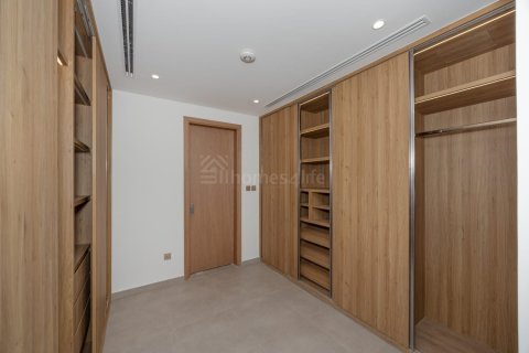 5 bedrooms Villa in Dubai, UAE No. 170743 17