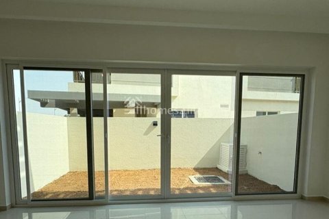 Townhouse de 3 dormitorios en DAMAC Hills (Akoya by DAMAC), UAE No. 150200 3