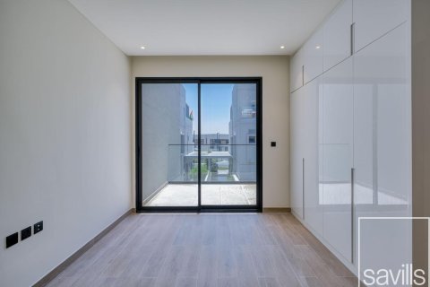 3 bedrooms Townhouse in Dubai Land, UAE No. 201165 6