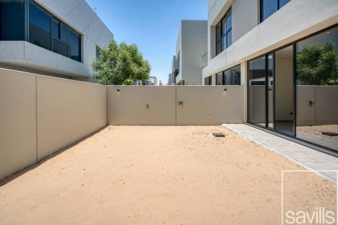 3 bedrooms Townhouse in Dubai Land, UAE No. 201165 14