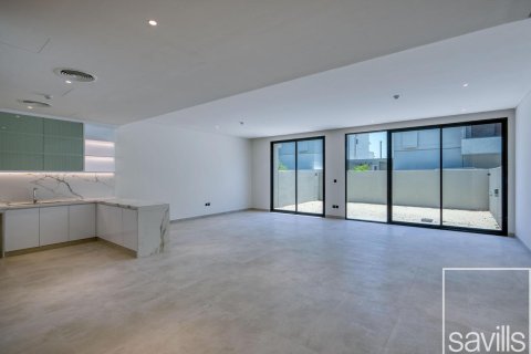 3 bedrooms Townhouse in Dubai Land, UAE No. 201165 15