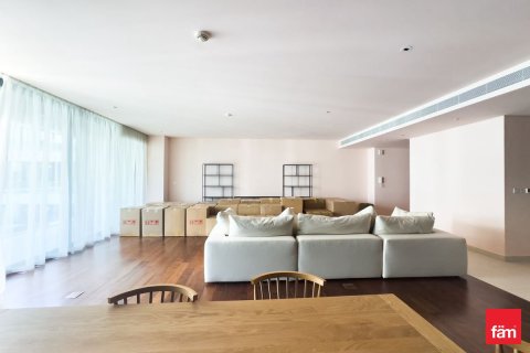 Apartment de 2 dormitorios en City Walk, UAE No. 165258 4