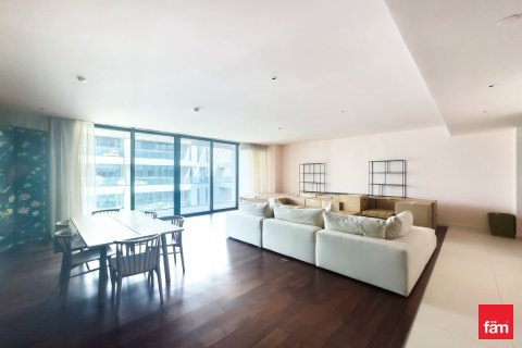 Apartment de 2 dormitorios en City Walk, UAE No. 165258 3