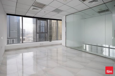 98.3m² Office in Dubai, UAE No. 137184 8