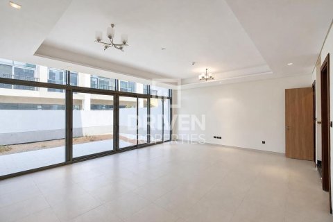 Villa de 5 chambres à Liwan, UAE No. 210012 4