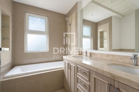 Villa de 3 chambres à Bella Casa, UAE No. 210008 18
