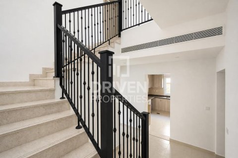 Villa de 3 chambres à Bella Casa, UAE No. 210008 7