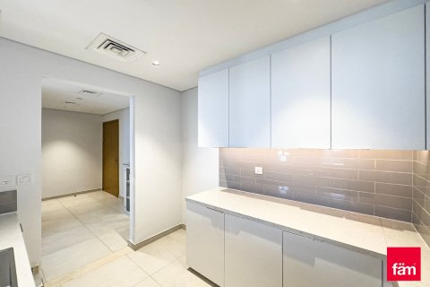Appartement de 2 chambres à Dubai, UAE No. 200365 14