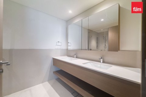 2 bedrooms Apartment in Dubai, UAE No. 199339 3