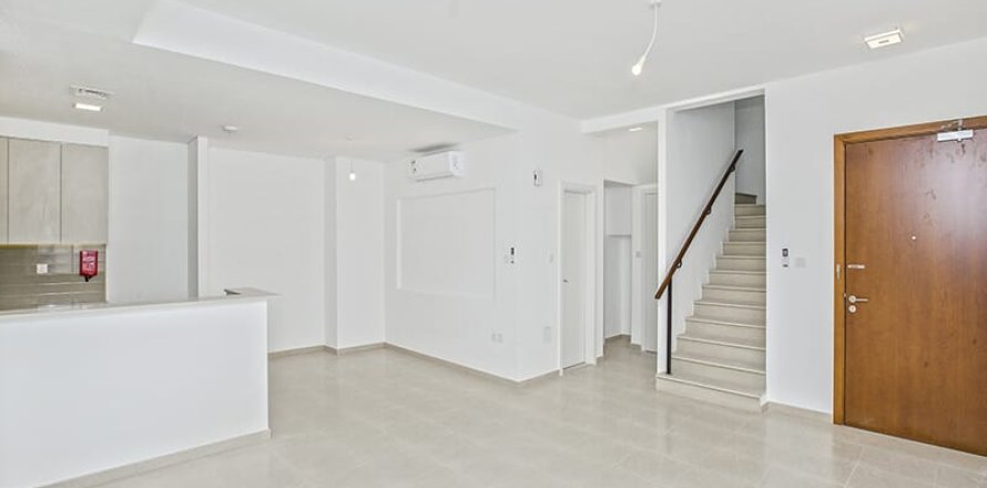 Таунхаус с 3 спальнями в Hayat Townhouses, ОАЭ №167586