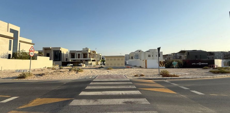 Land de 1395m² en Dubai, UAE No. 205425