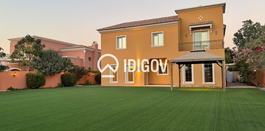 4 bedrooms Villa in Mirador La Coleccion, UAE No. 184927
