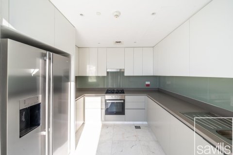 3 bedrooms Apartment  No. 107786 4