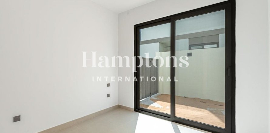 3 غرف نوم تاون هاوس  رقم 125682