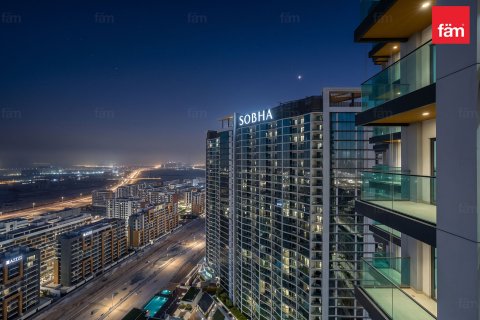 Apartment de 3 dormitorios en Dubai, UAE No. 208511