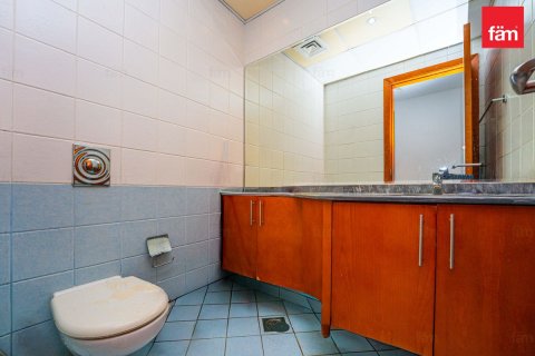 2 bedrooms Apartment in Dubai, UAE No. 140449 9