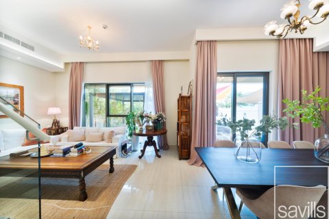 Таунхаус с 4 спальнями в Dubai Sports City, ОАЭ №136530 6