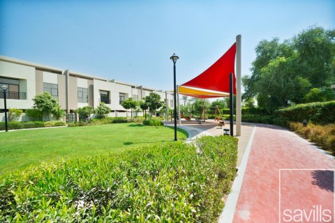 Таунхаус с 4 спальнями в Dubai Sports City, ОАЭ №136530 14