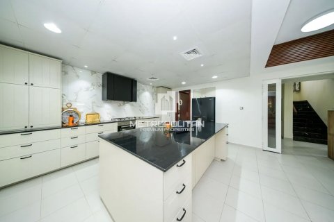 3 bedrooms Villa No. 129948 23