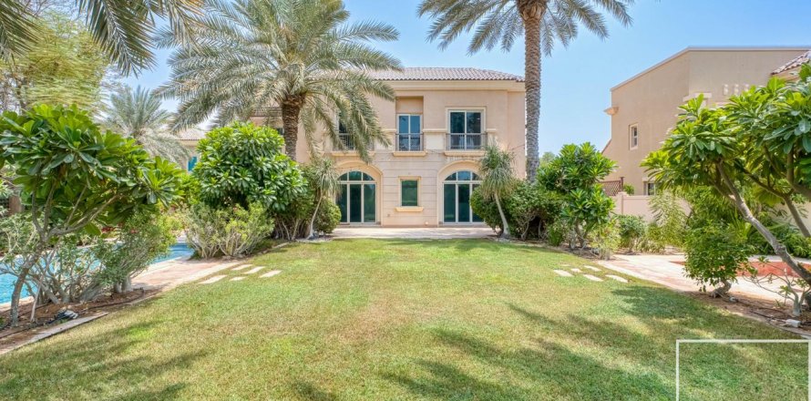 4 bedrooms Villa in Victory Heights, UAE No. 199248