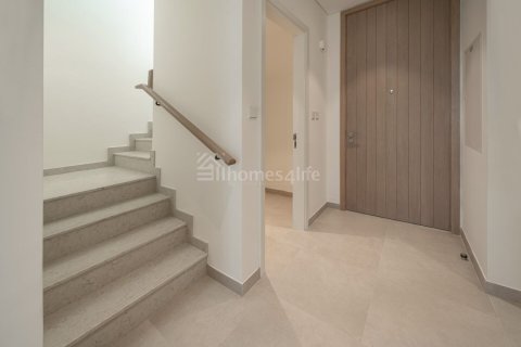 3 bedrooms Townhouse in Mudon, UAE No. 168631 12