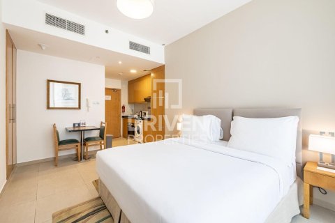 Квартира студия в Barsha Heights (Tecom), ОАЭ №190465 3
