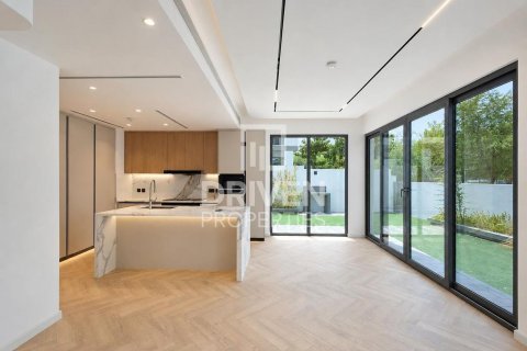 5 bedrooms Villa in Aura, UAE No. 204396 4
