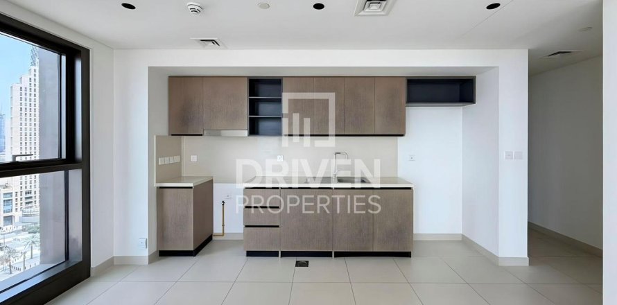 2 bedrooms Apartment in Burj Crown, UAE No. 193094