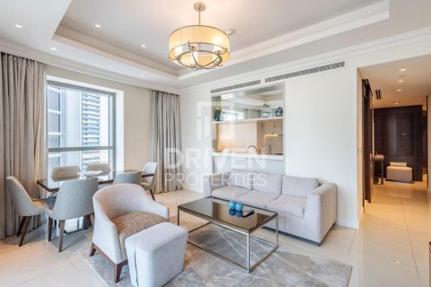 Квартира с 2 спальнями в The Address Residence Fountain Views, ОАЭ №193143 8