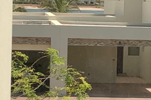 4 bedrooms Townhouse in Ras Al Khaimah, UAE No. 184127 12