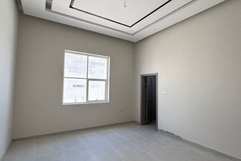 4 bedrooms Villa in Seih Al Uraibi, UAE No. 184129 11