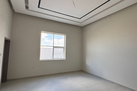 4 bedrooms Villa in Seih Al Uraibi, UAE No. 184129 12